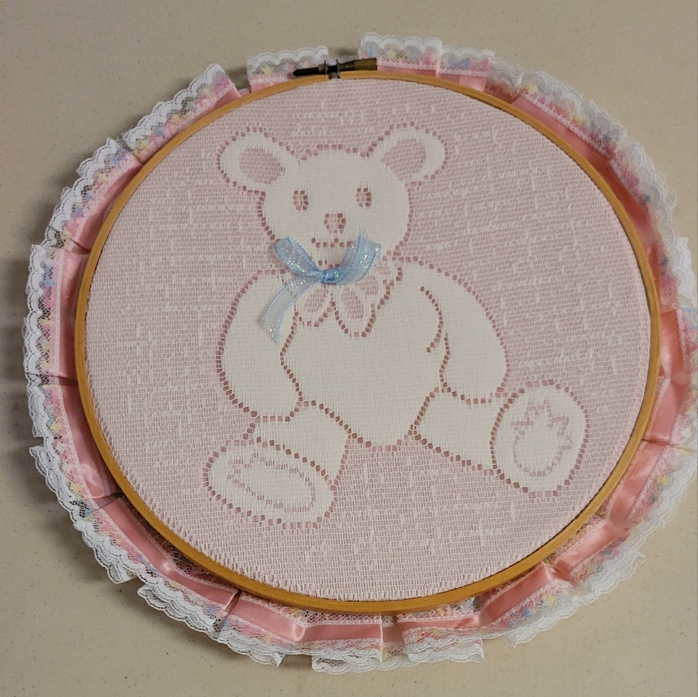 Bear wall hang